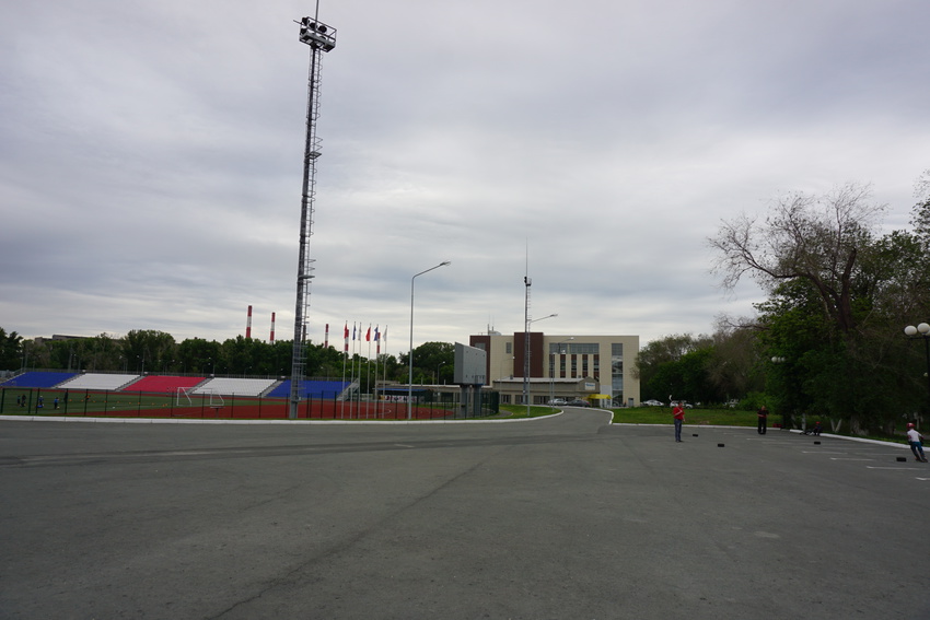 На Юбилейном.