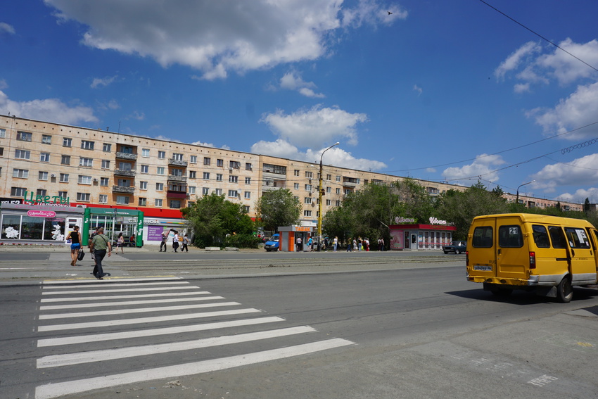 На Орском проспекте.