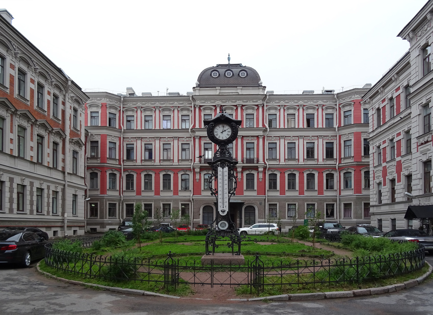 Улица Моховая, 31