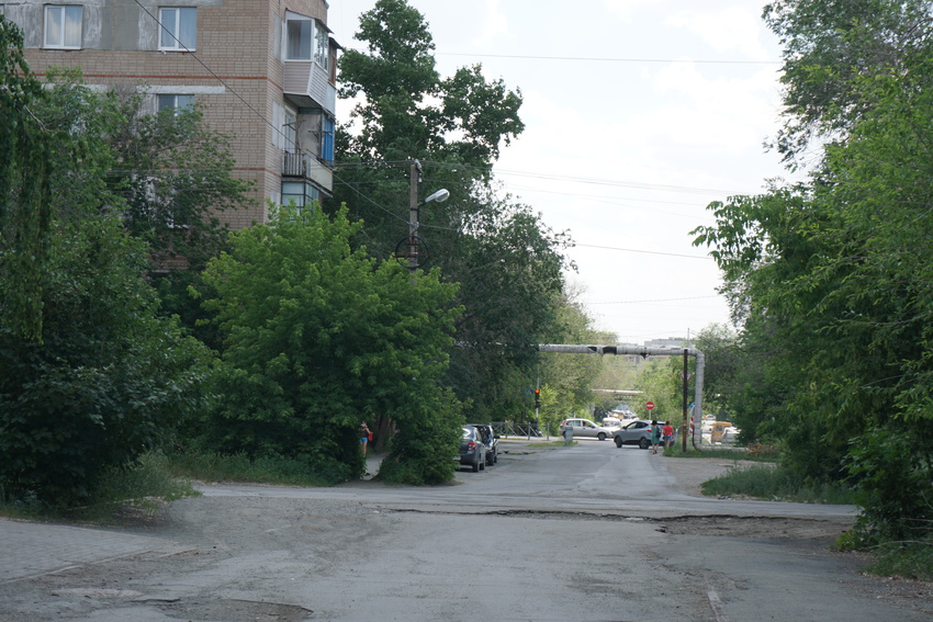 Светлая улица.