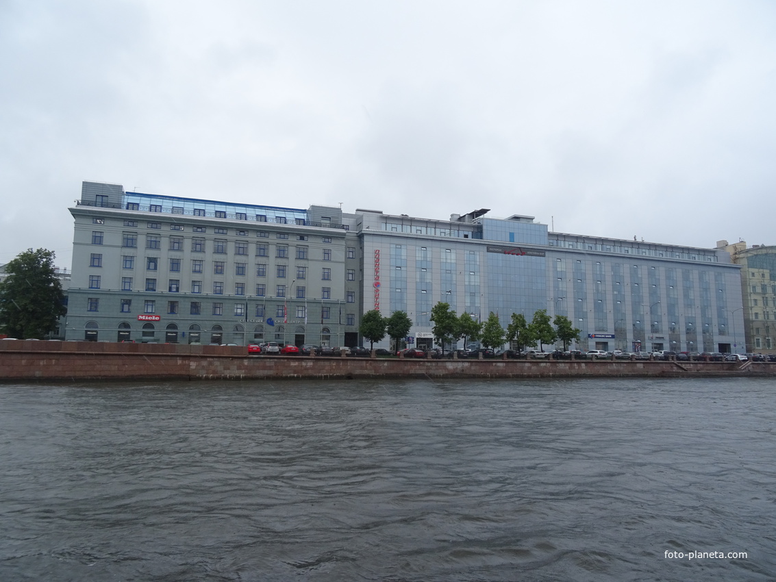 Петроградская набережная