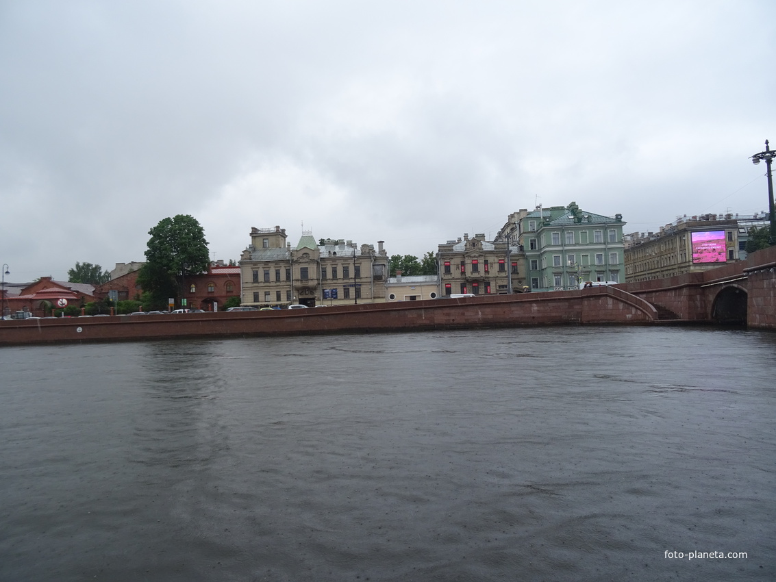 Петроградская набережная