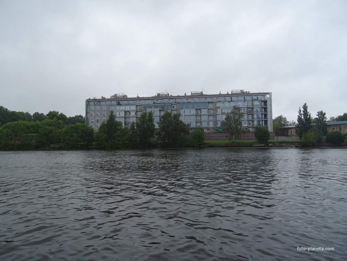 Река Малая Невка