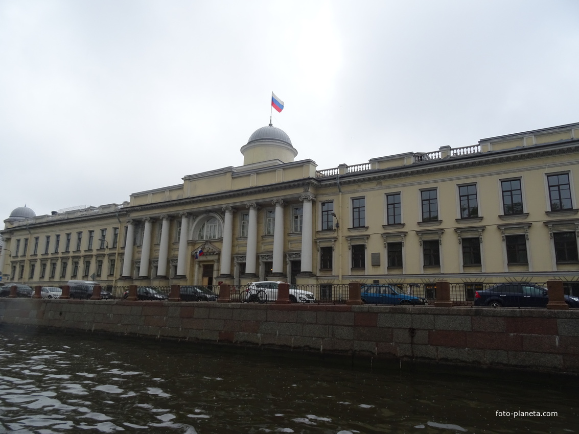 Набережная реки Фонтанки