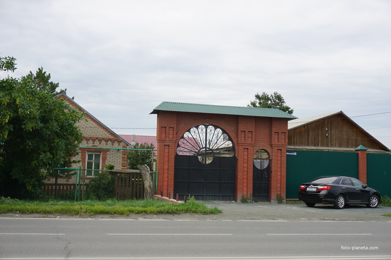 Новотроицкое шоссе.