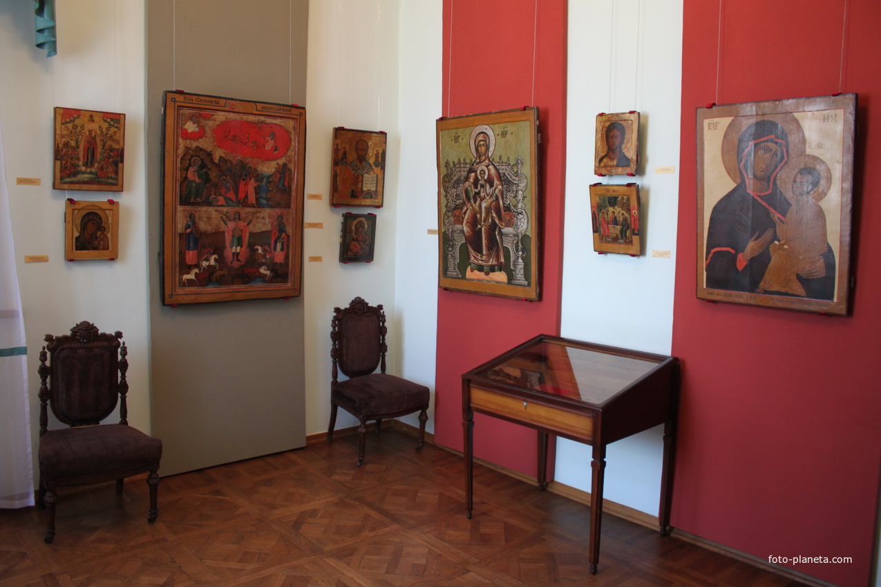 Таганрог. В художественном музее.