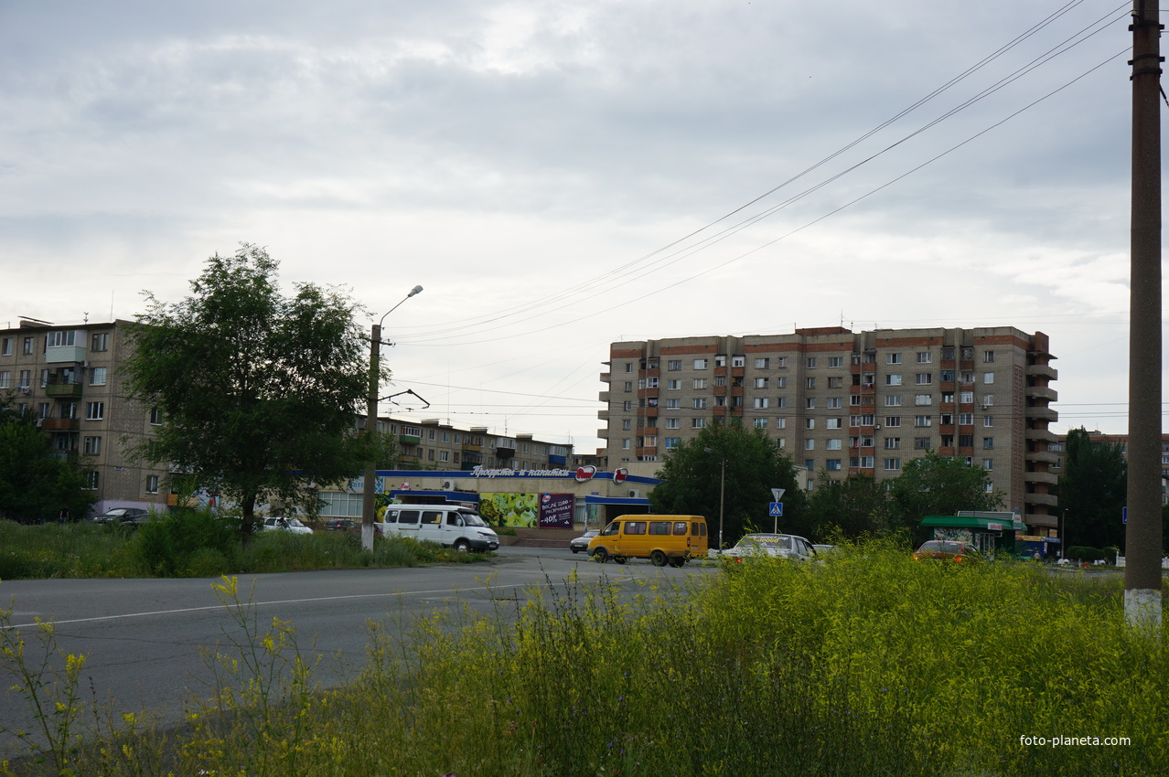 Ялтинская улица.