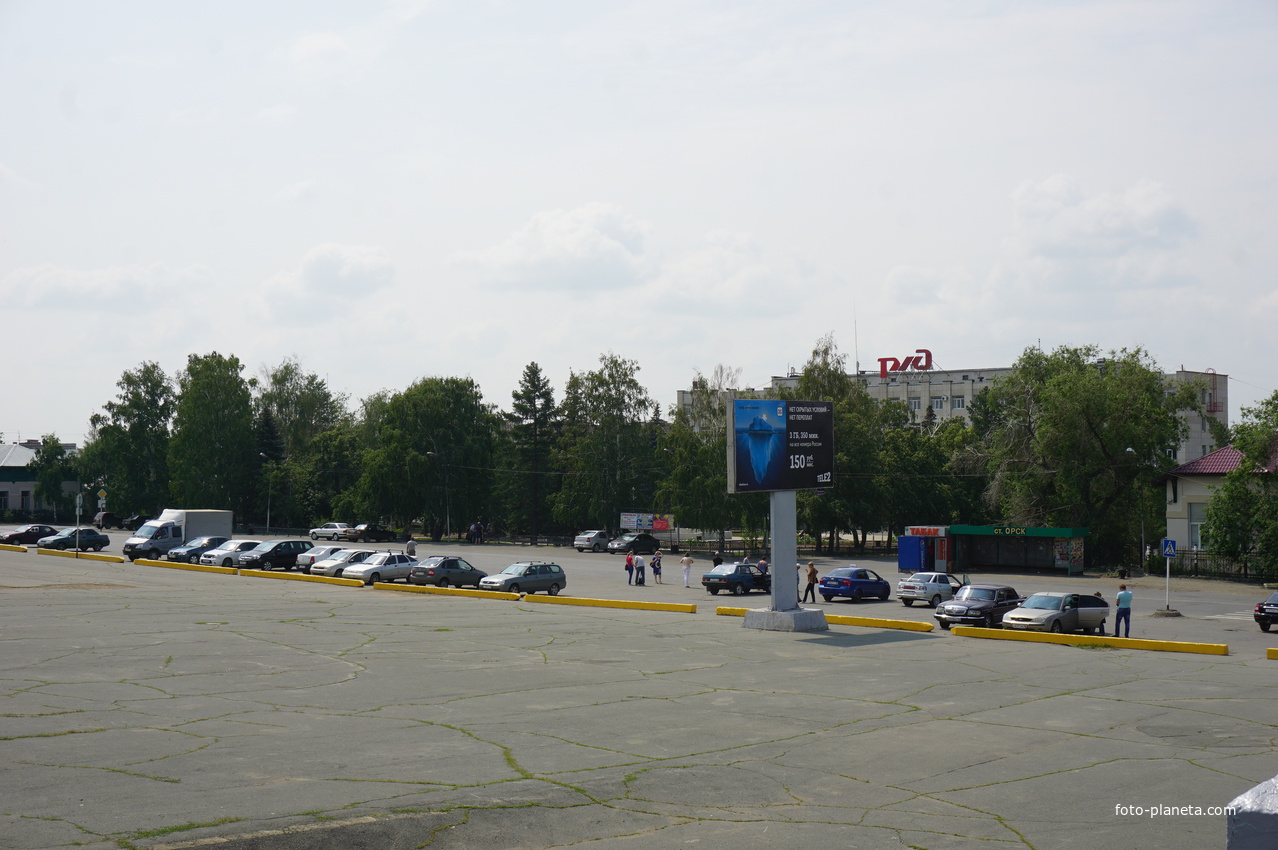 Привокзальная площадь.