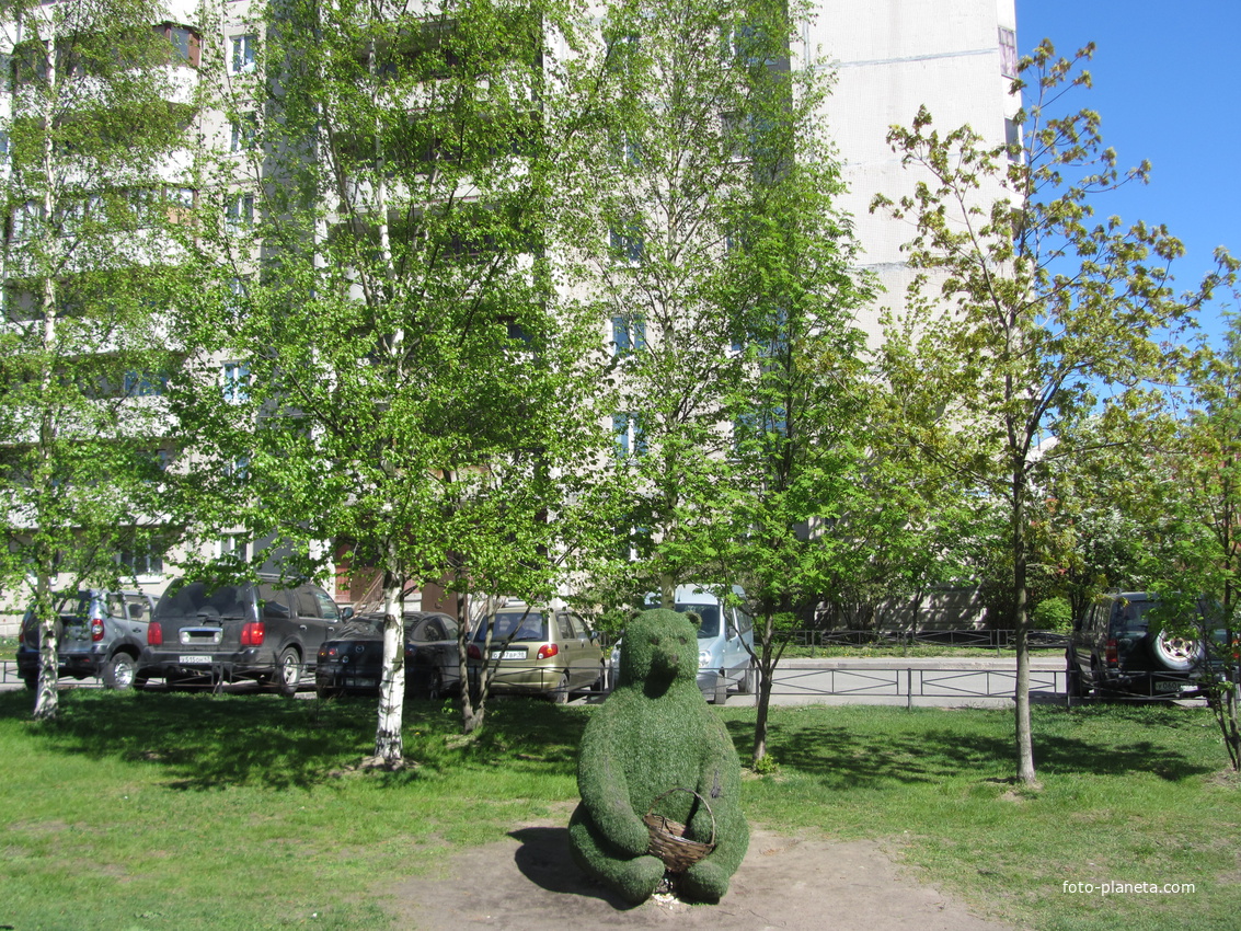 Во дворе улицы Щербакова