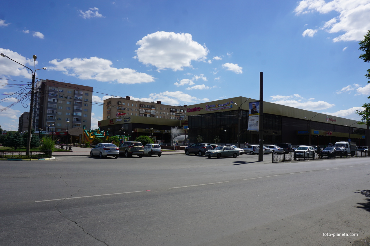 На улице Краматорской.