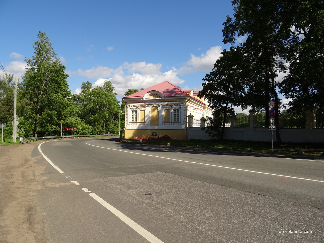 Дворцово-парковый ансамбль &quot;Ораниенбаум&quot;. Картинный Дом.