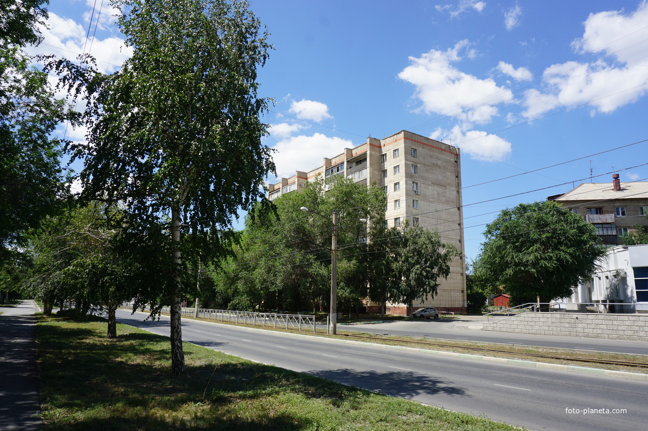 На улице Краматорской.