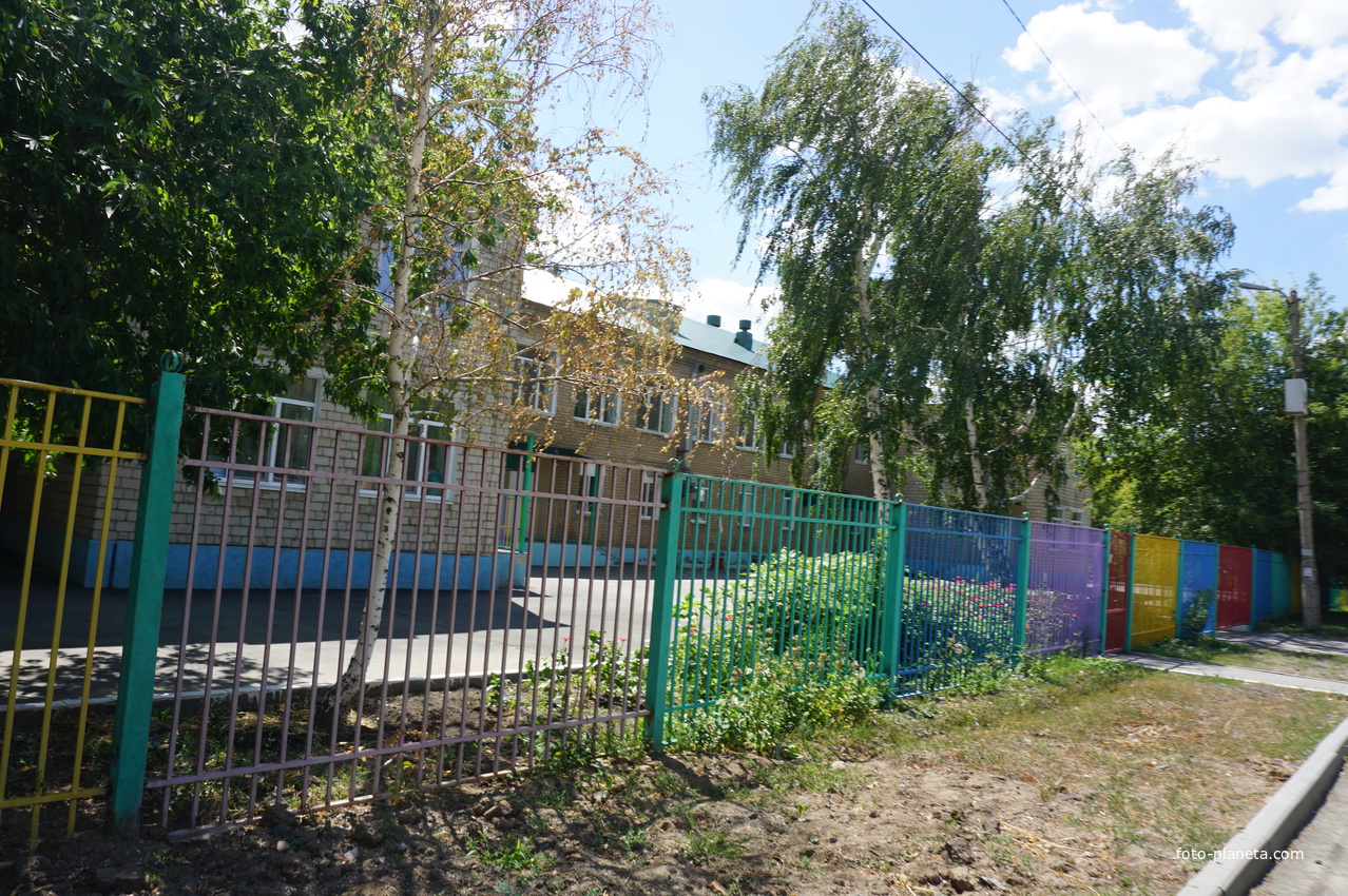 На улице Краматорской.