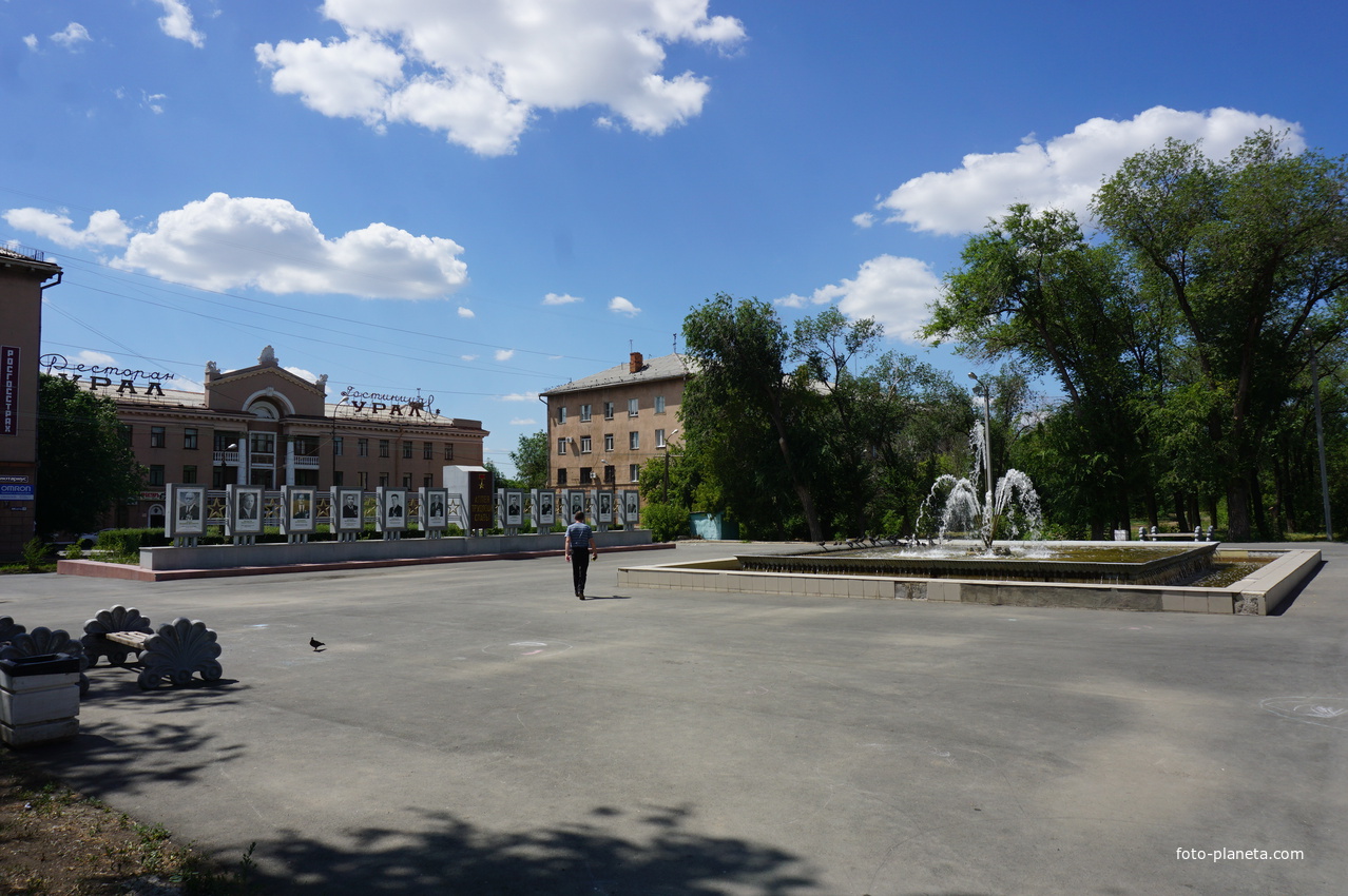 На улице Трудовой.