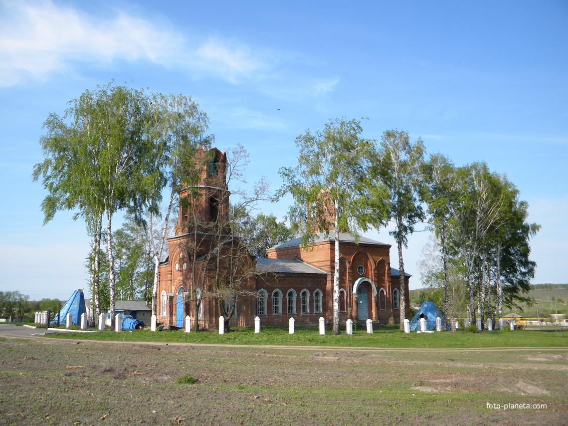 Храм Димитрия Солунского в селе Дмитриевка