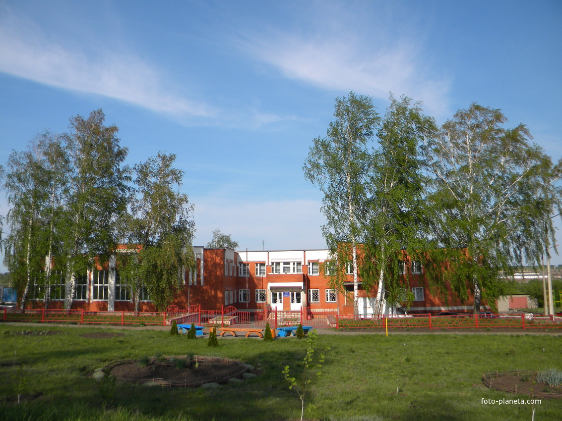 Школа в селе Дмитриевка