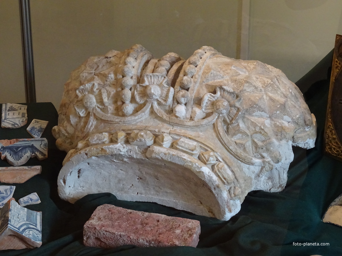 Большой Меншиковский дворец. Экспозиция &quot;Ожившая археология&quot;.