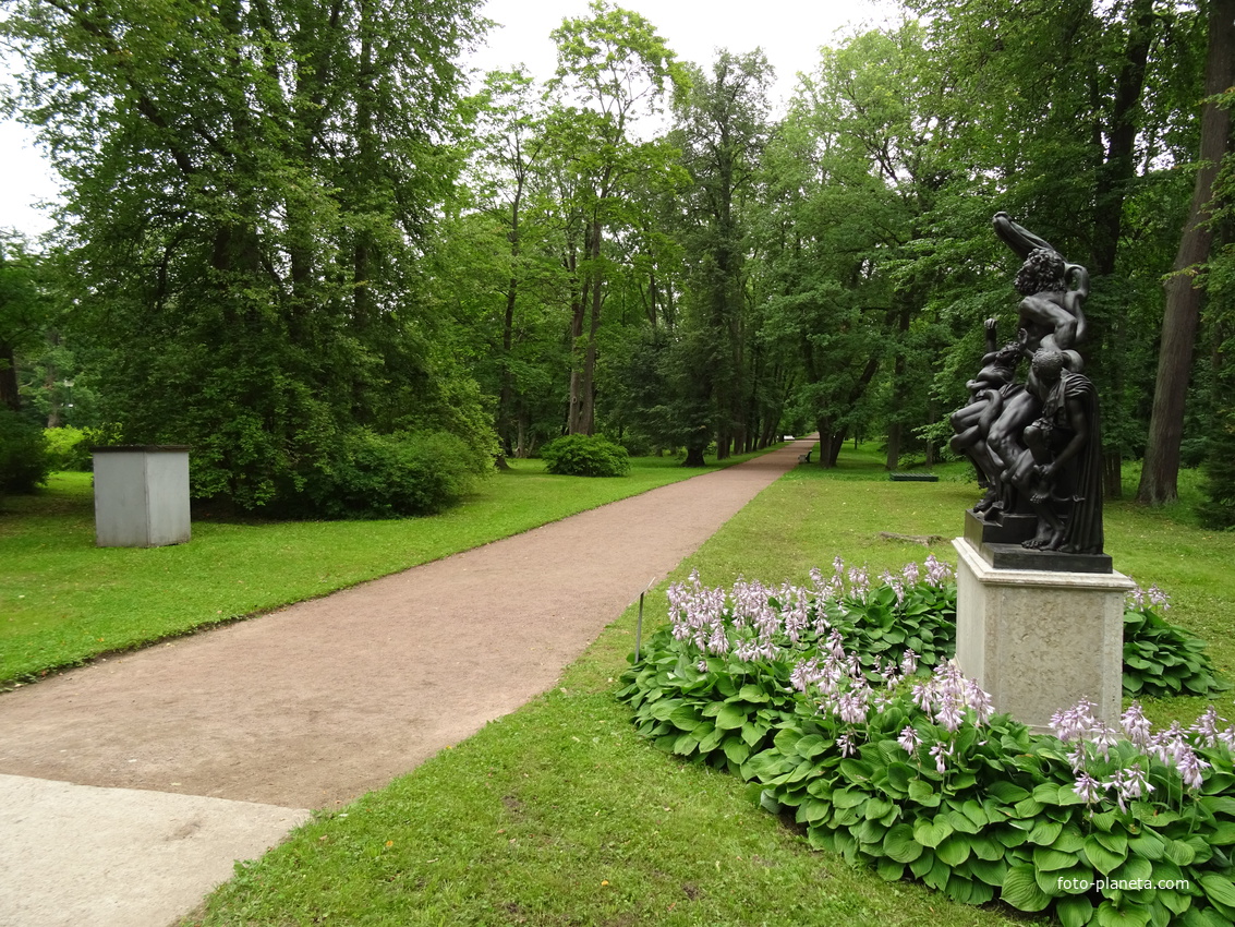 Дворцово-парковый ансамбль &quot;Ораниенбаум&quot;. Верхний парк.