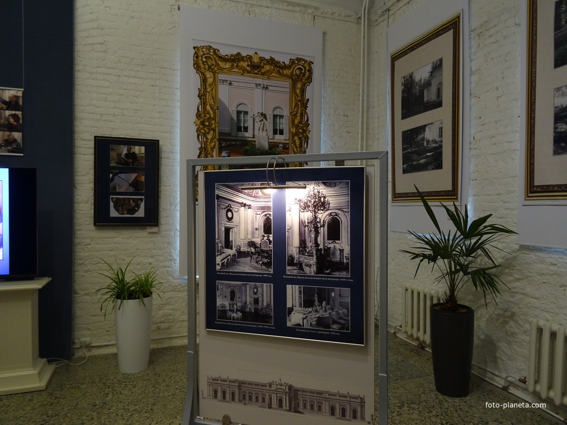 Дворцово-парковый ансамбль &quot;Ораниенбаум&quot;. Павильон &quot;Китайская кухня&quot;.