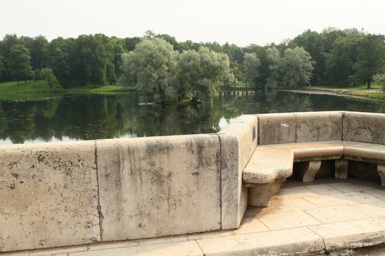 Дворцовый парк. Карпин мост.