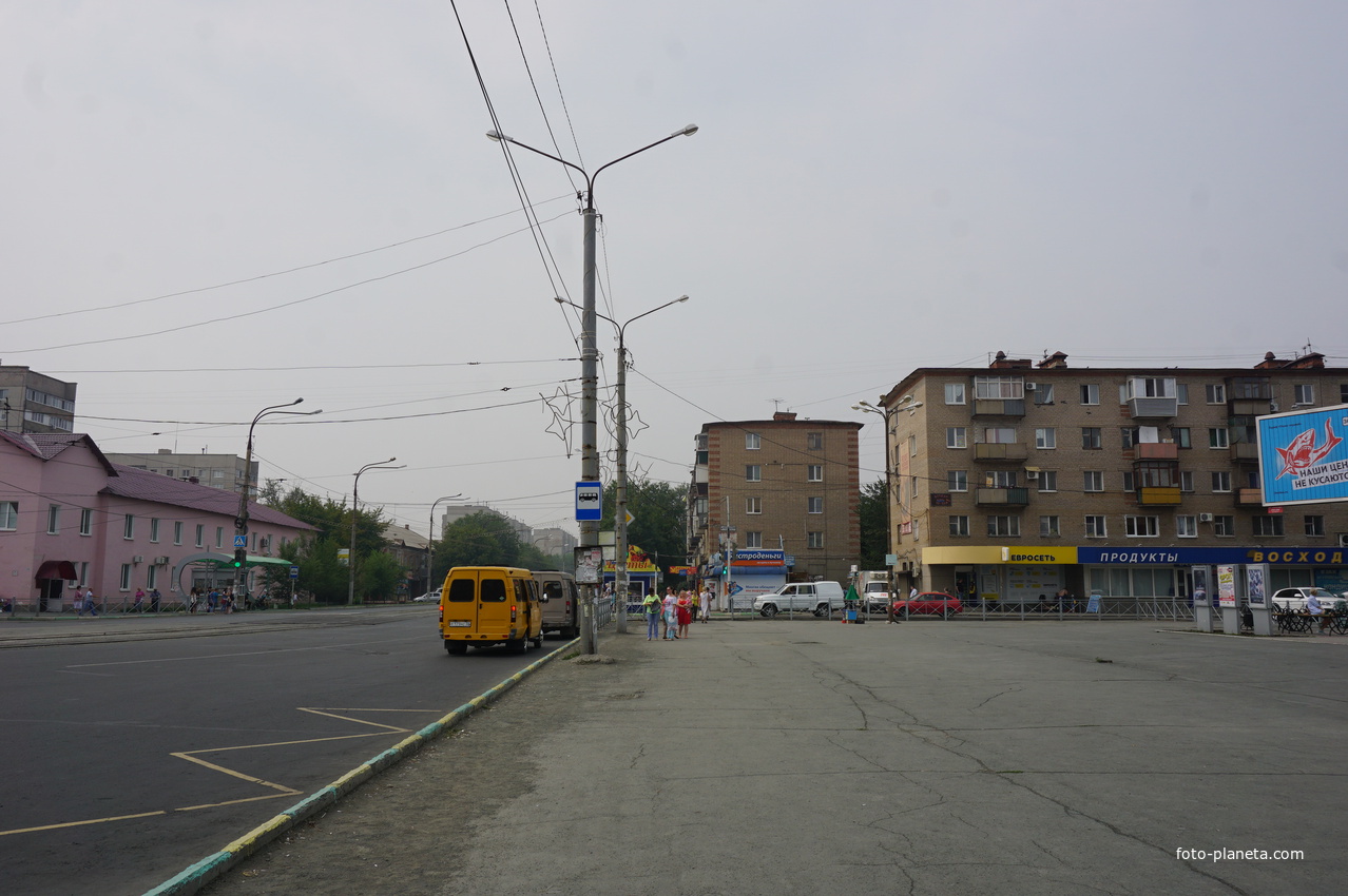 Васнецова орск. Город Орск площадь Васнецова. Улица Краматорская Орск. Орск ул Краматорская 10а.