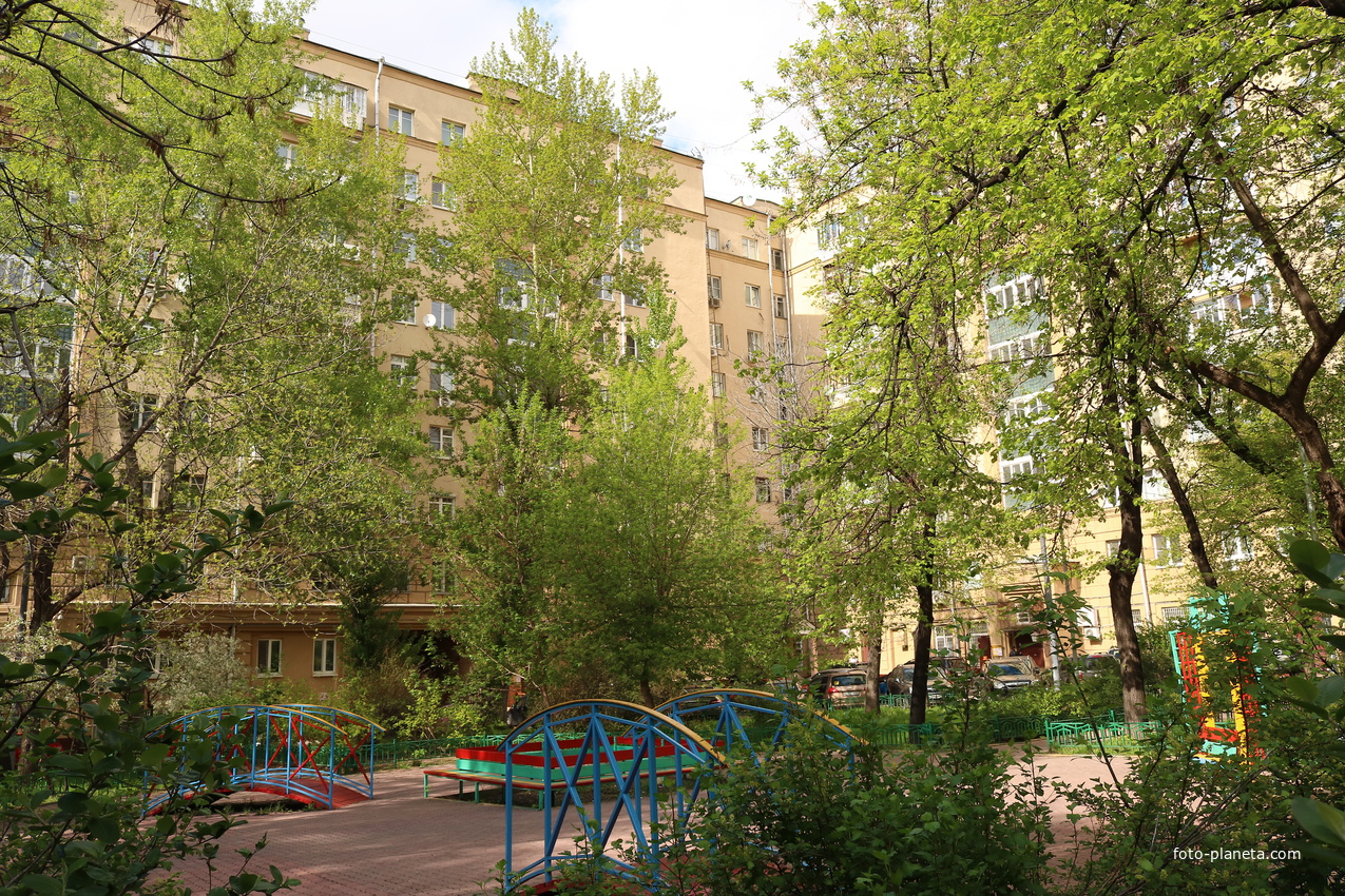 Новоспасский переулок, 3