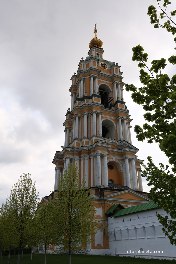 Колокольня Новоспасского монастыря