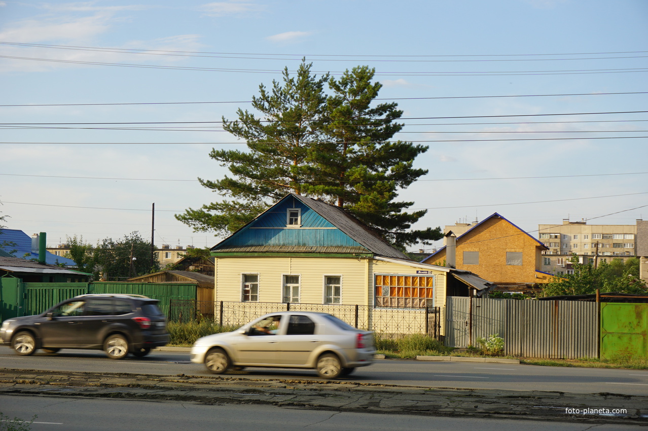 На проспекте Ленина.