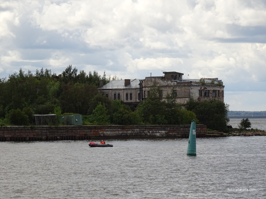 Форт "Кроншлот"