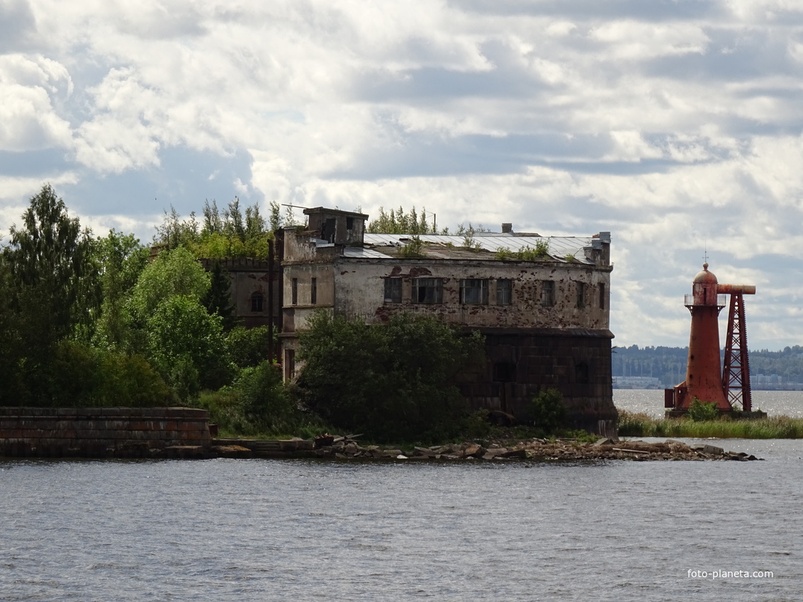 Форт "Кроншлот"