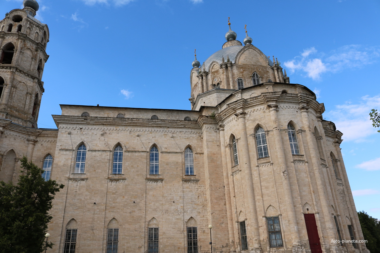 Церковь Троицы Живоначальной в Гусь-Железном