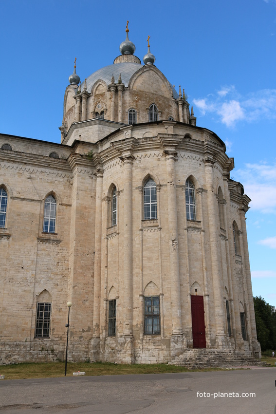 Церковь Троицы Живоначальной в Гусь-Железном