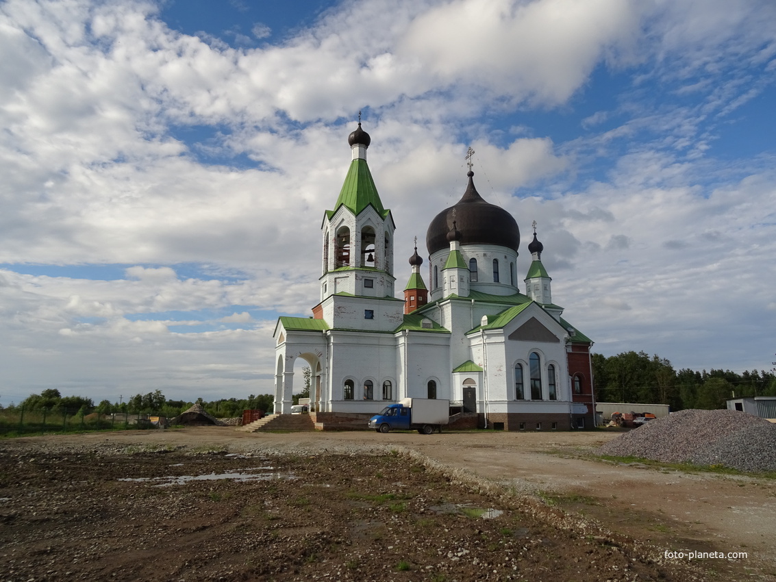 Церковь Преподобного Серафима Саровского