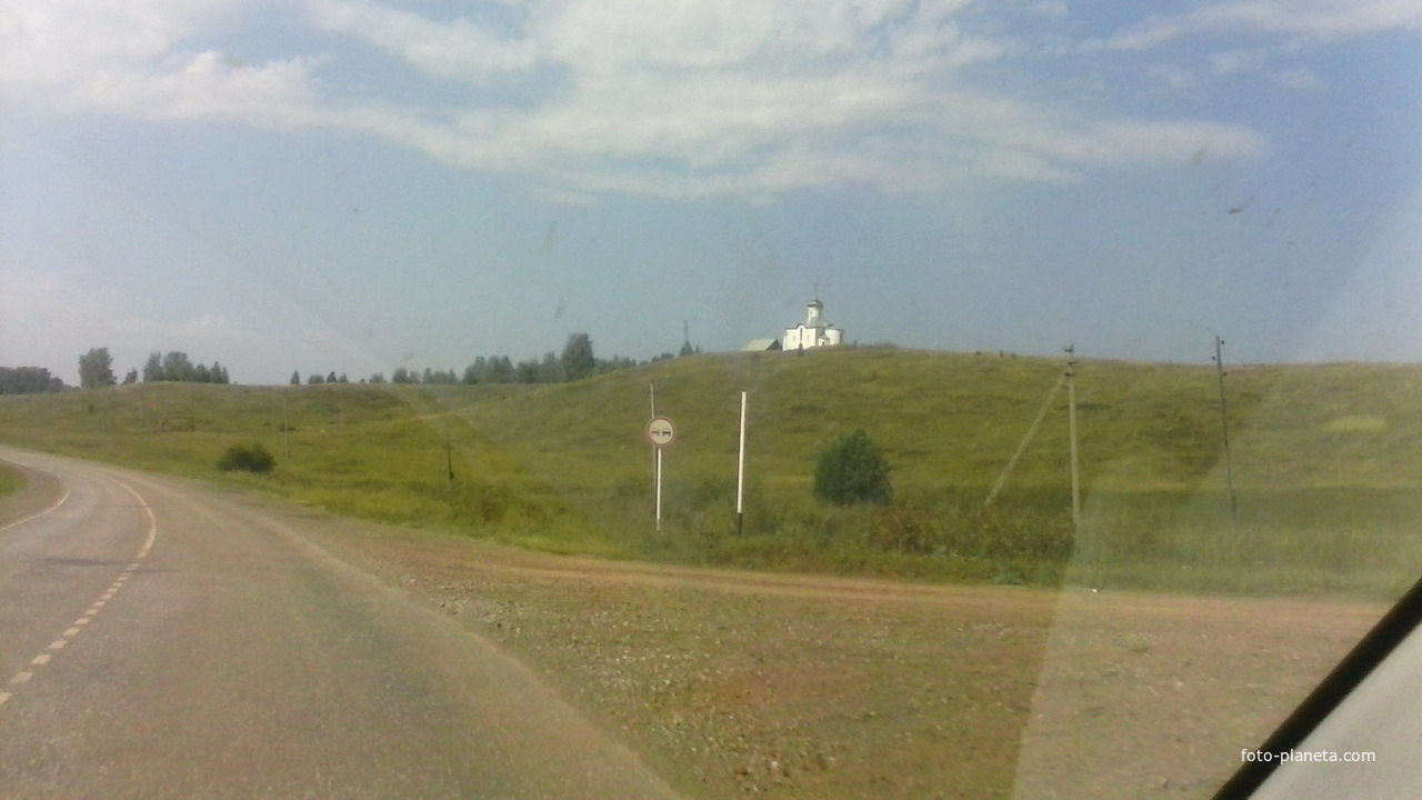 Храм. Другой ракурс.