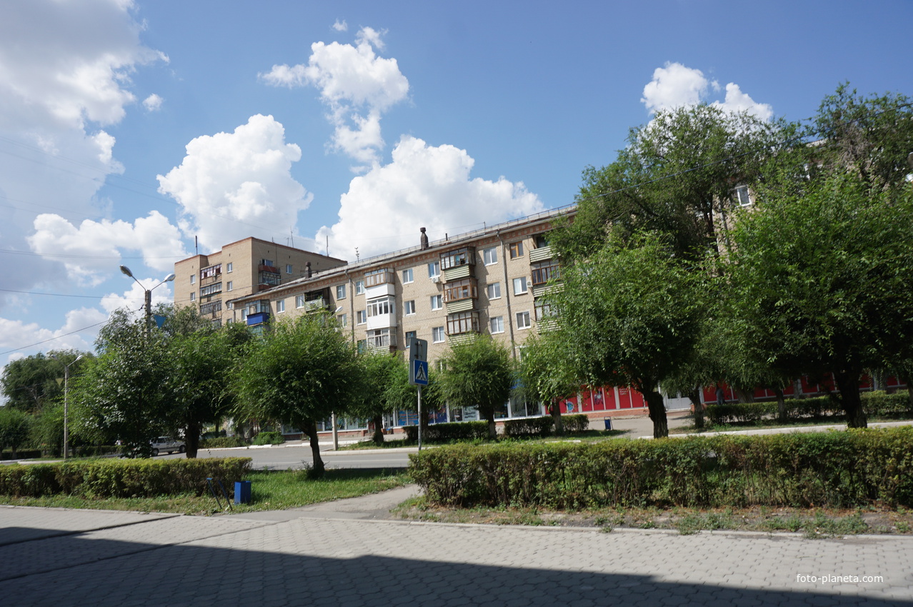 На улице Ленина.