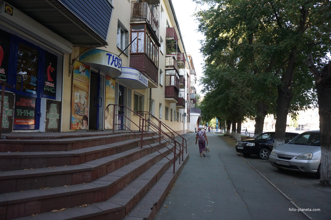 На улице Краматорской.