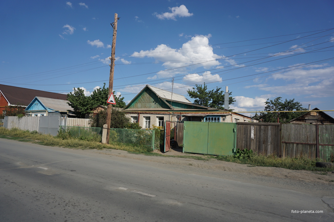 На улице Кандагачской.