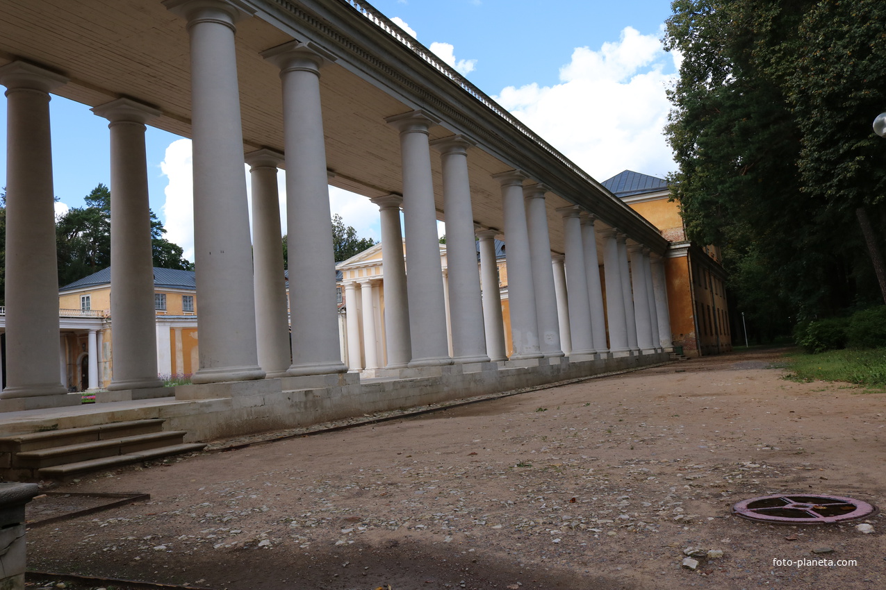 Дворец в усадьбе Архангельское
