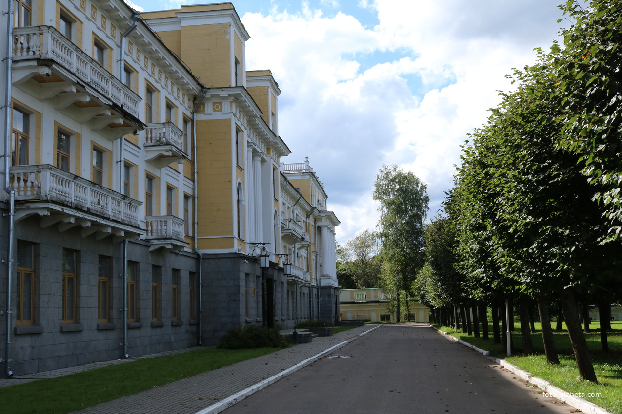 Центральный военный клинический сататорий Архангельское