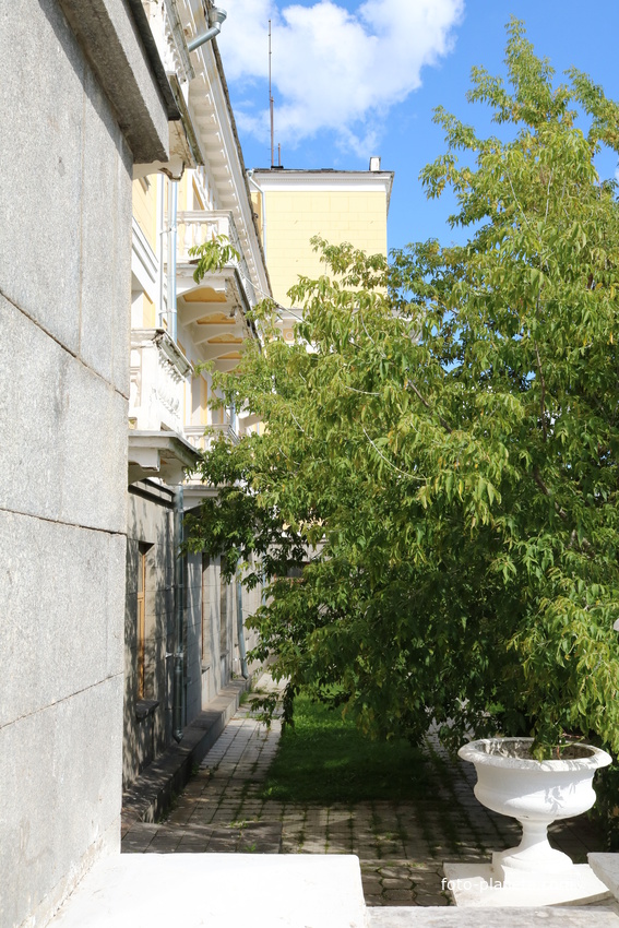 Санаторий Архангельское на месте Лимонной и Орхидейной оранжерей XVIII века