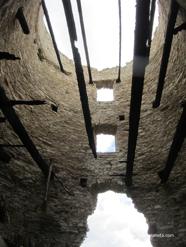 Руины старинной мельницы