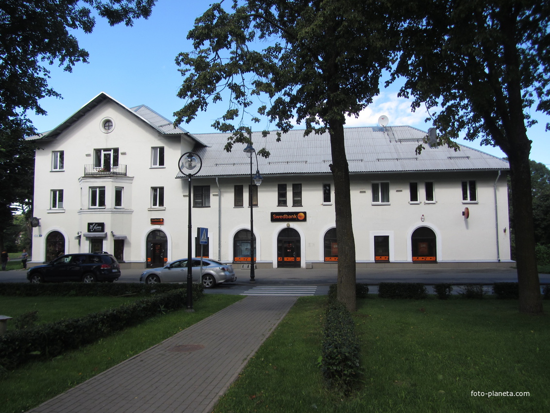 Здание банка