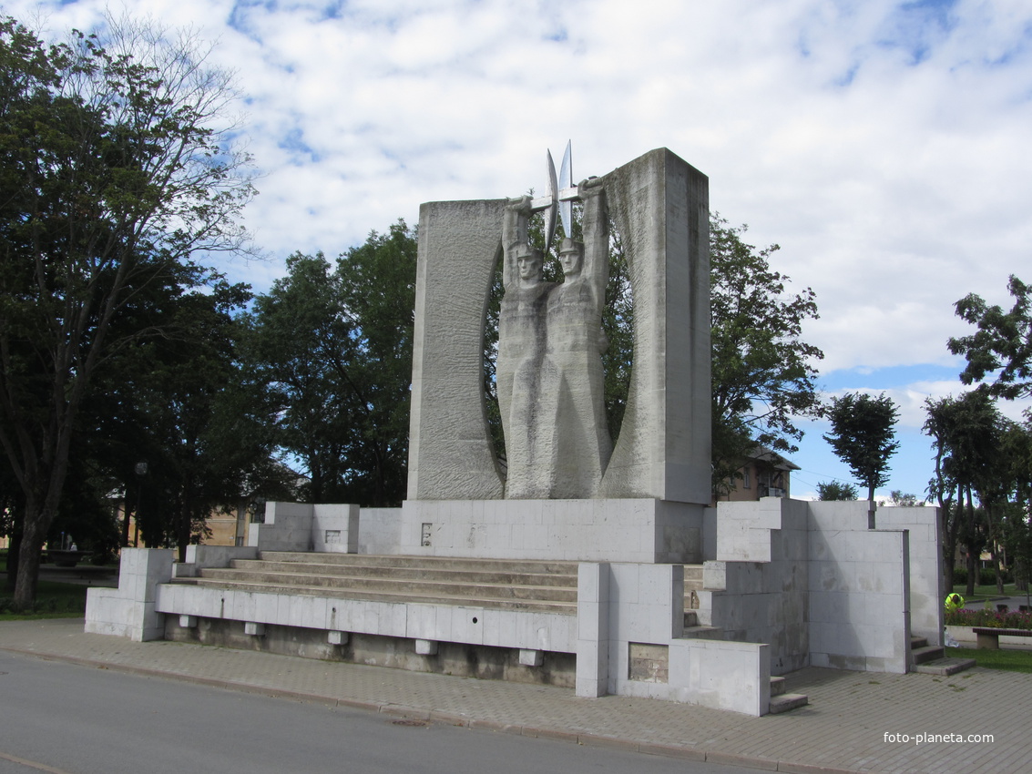 Памятник шахтёрам