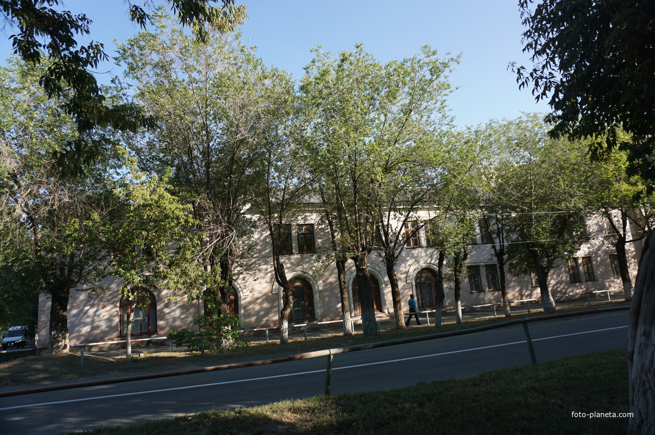 На улице Новосибирской.