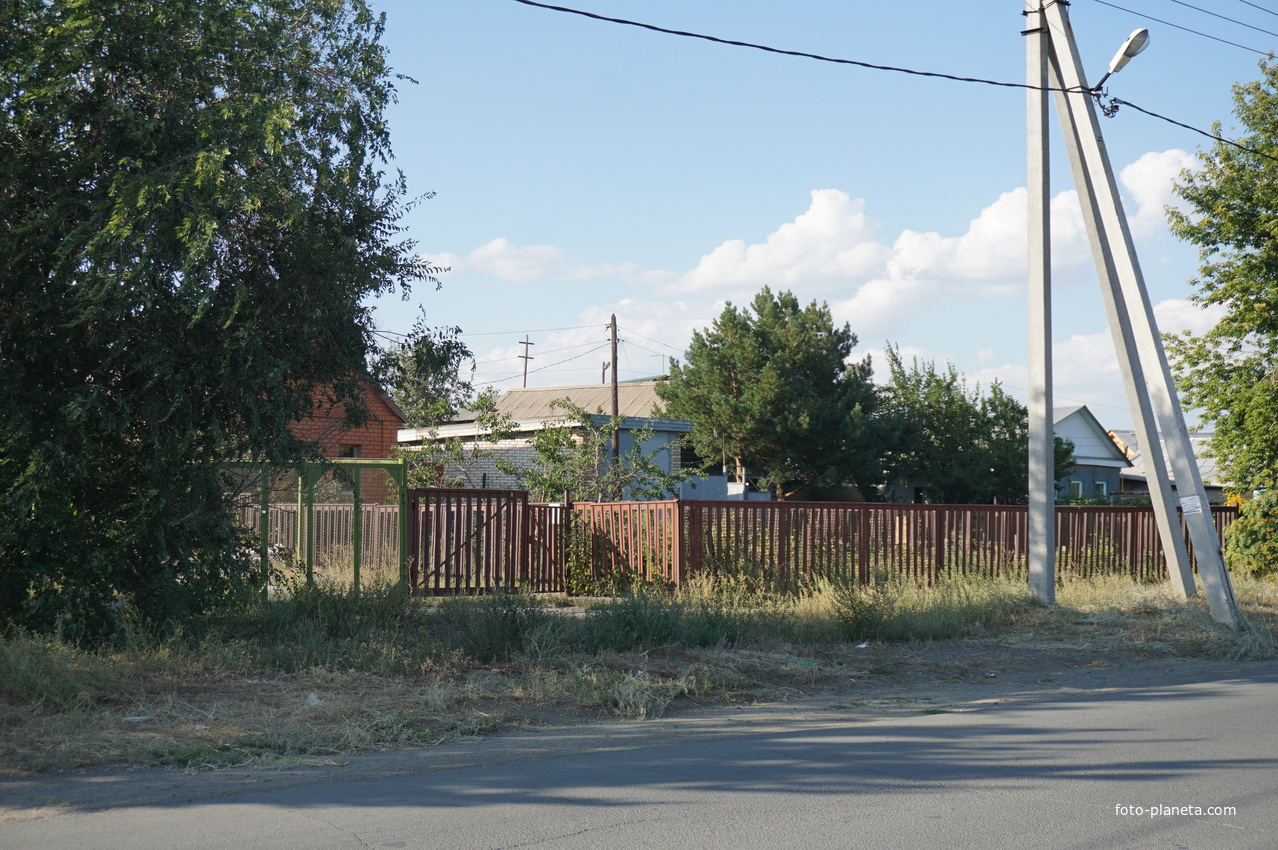 На улице Вяземской.