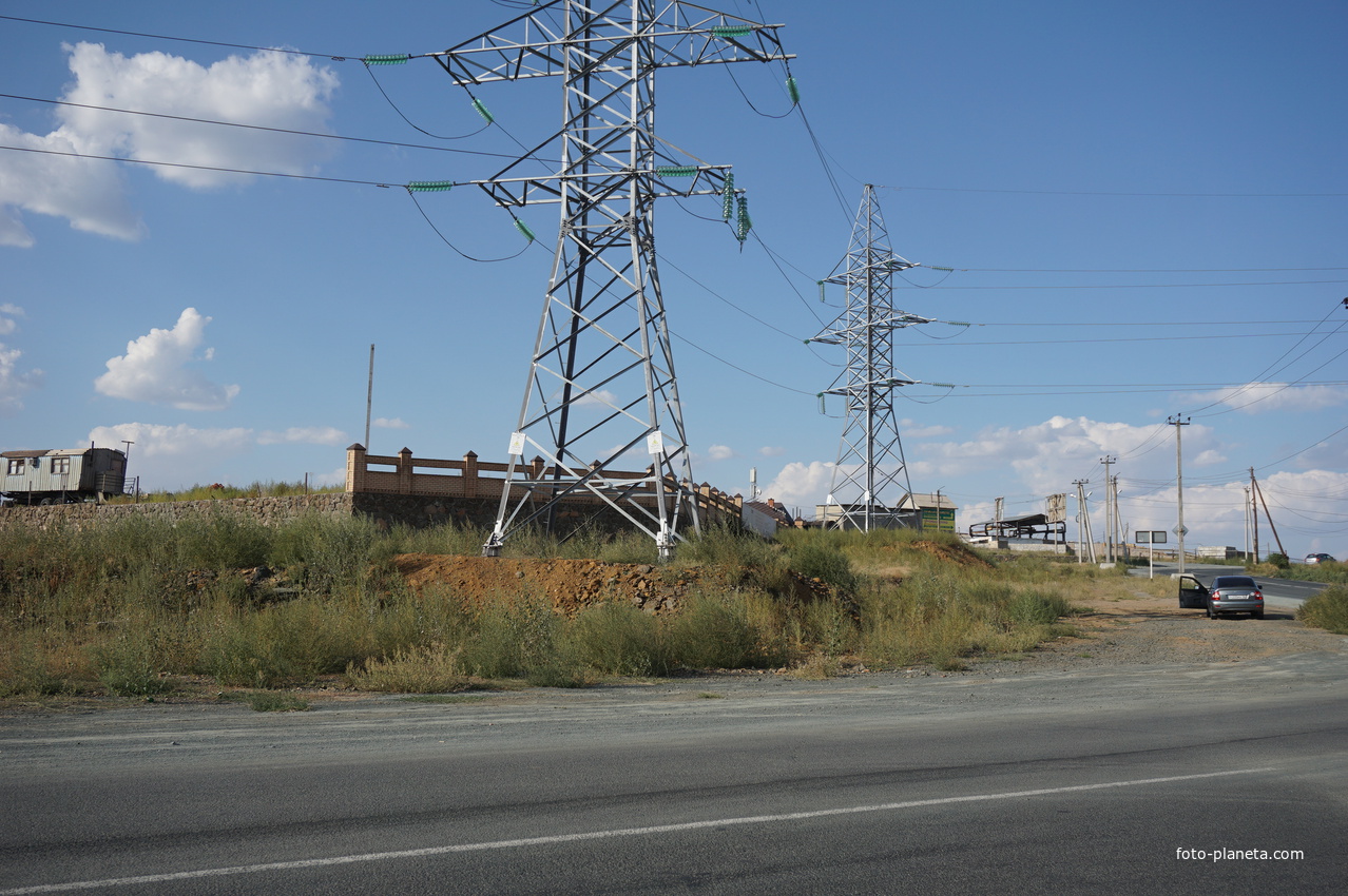 На объездной дороге.