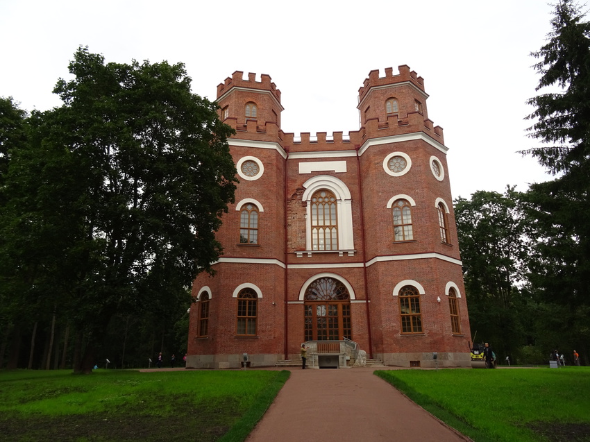 Александровский парк. Павильон &quot;Арсенал&quot;.