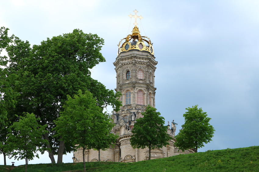Усадьба Дубровицы, церковь