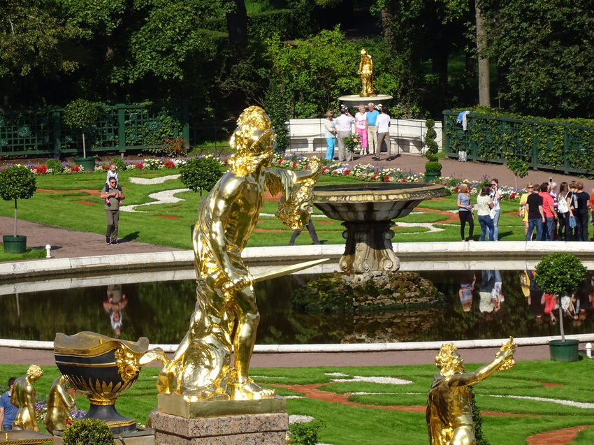 Большой фонтанный каскад