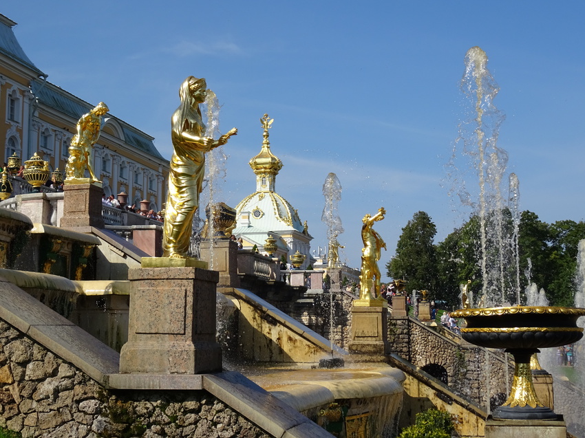 Большой фонтанный каскад